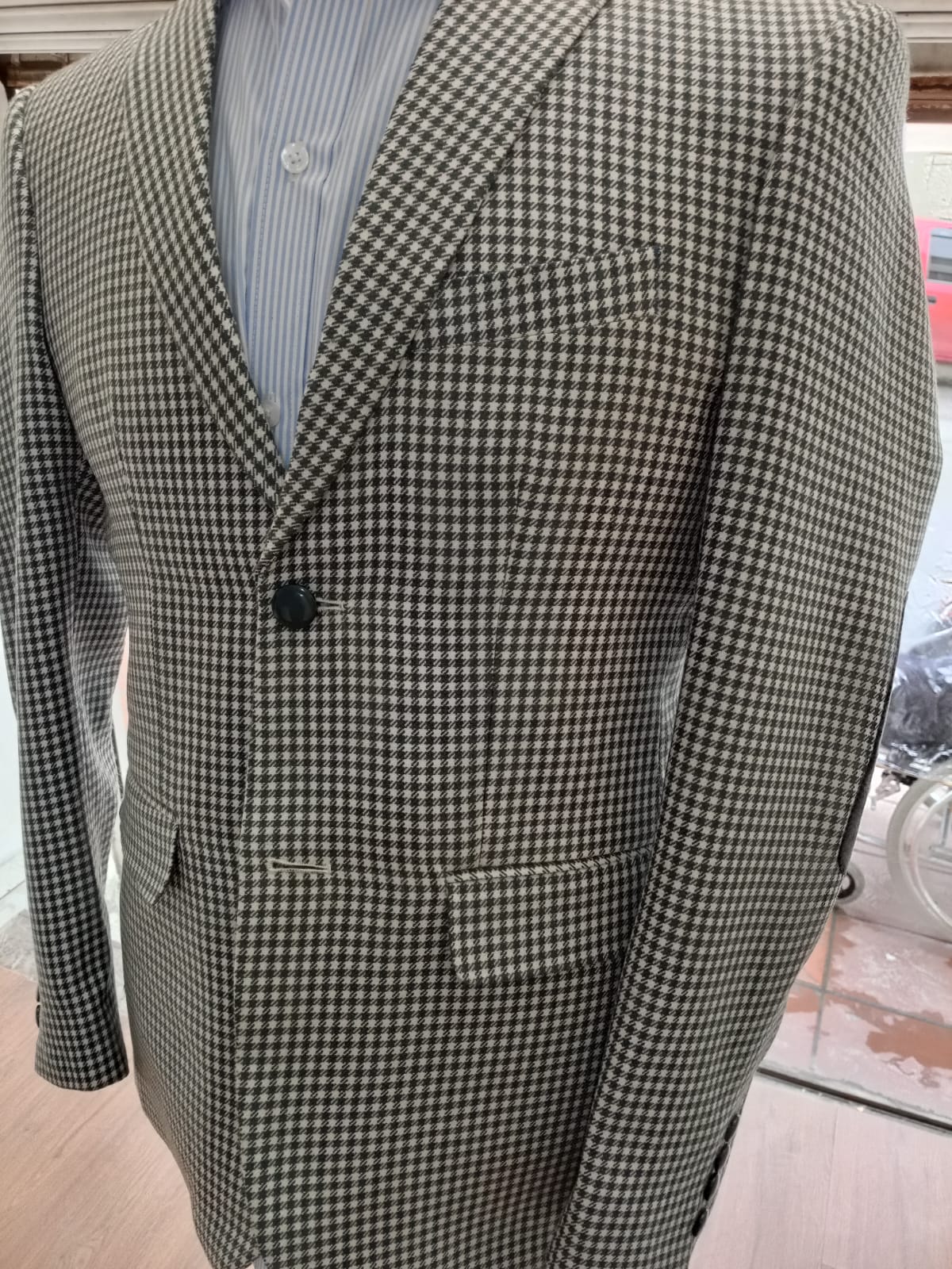 Traje ejecutivo gris marengo